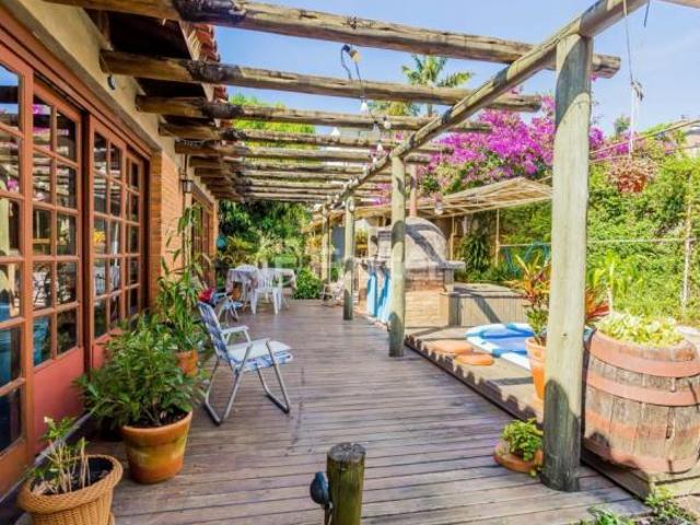 Casa, 3 dormitórios, 636.29 m², em São João
