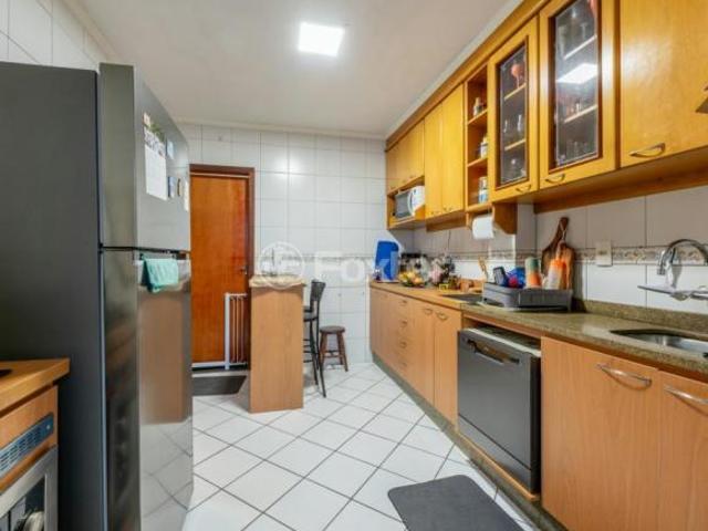 Casa, 3 dormitórios, 85.65 m², em Farrapos