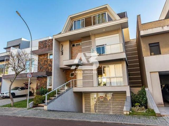 Casa 3 dormitórios à venda, 296m² por R$1.999.000 no Uberaba, Curitiba/PR