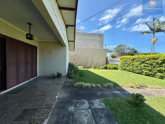 Casa 3 dormitórios + anexo em Atlântida