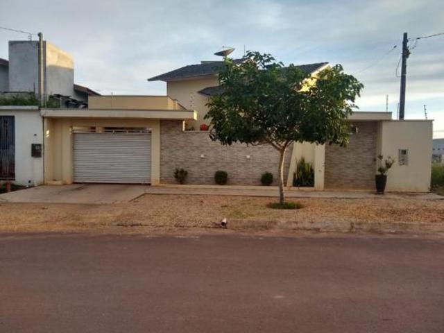Casa 3 Dormitórios Bairro Centro