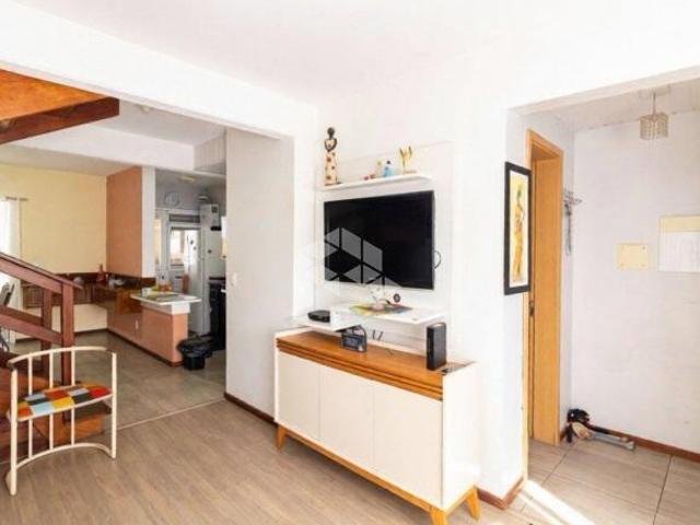 Casa 3 dormitórios bairro Hipica