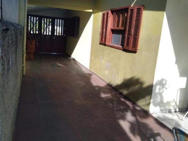 Casa 3 Dormitórios Bairro Stan