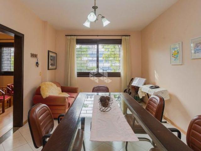 Casa 3 dormitórios e 4 vagas no São João