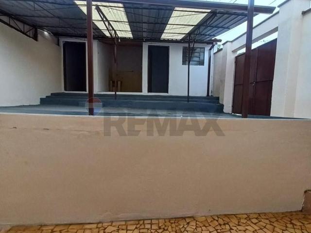 Casa 3 Dormitórios no Centro de Socorro para Alugar Residencial ou Comercial
