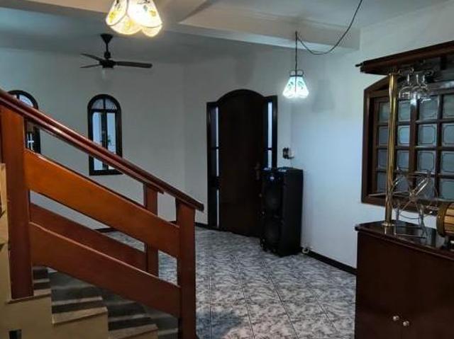 Casa 3 dormitórios para Venda em Jacareí, Jardim Emília, 3 dormitórios, 1 suíte, 3 banheiros, 2 vaga