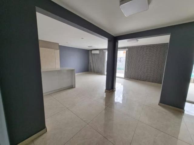 Casa 3 dormitorios, piscina, quincho, jacuzzi, condominio | 3 dormitorios por 299990. 00 en Padre Hurtado