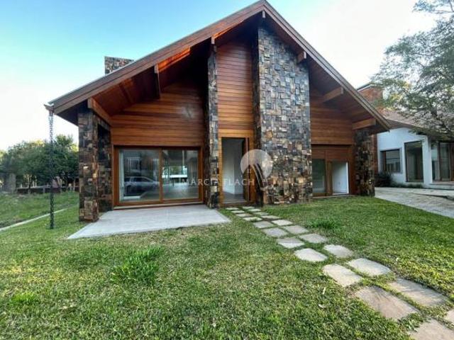 CASA 3 SUITES VIVENDAS DO ARVOREDO