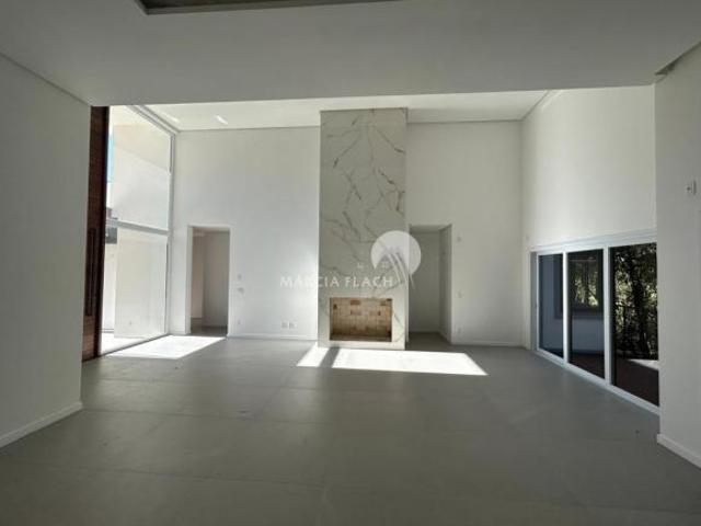 CASA 3 SUITES
