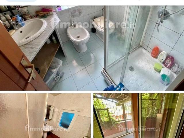 Casa 3 piani 300 mq lesegno
