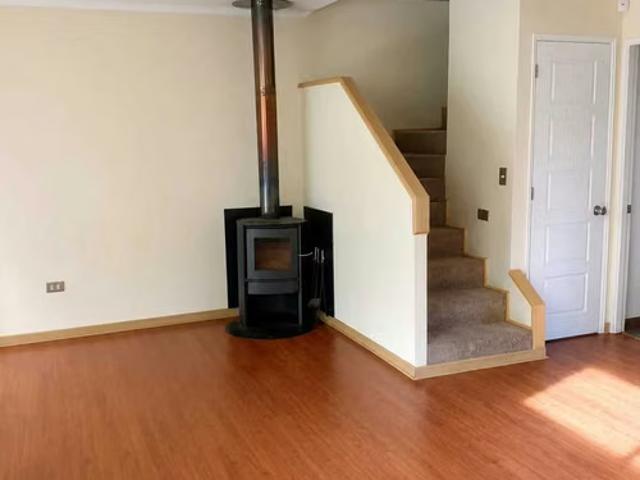 Casa 3 Pisos con Suite y Mansarda 1848 | dormitorios por 250000. 00 en Concepción