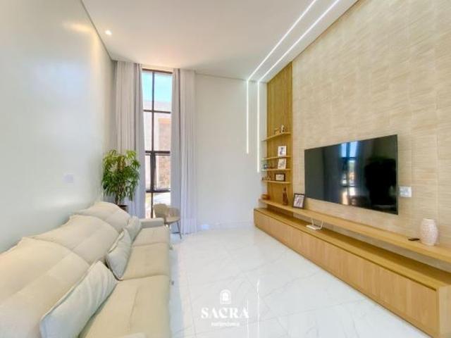Casa 3 Quartos 3 Suítes Arniqueiras Área Gourmet Piscina Churrasqueira