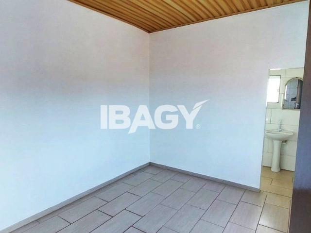 Casa 3 Quartos Tapera Da Base 80m²