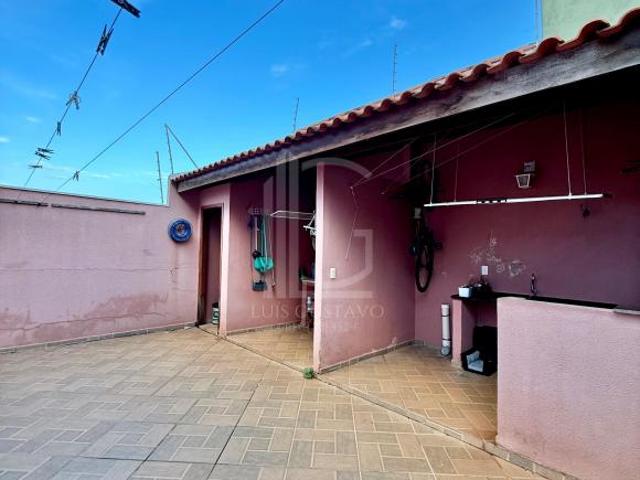 CASA 3 QUARTOS VILA LÁ BRUNETTI