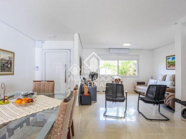 Casa 3 quartos à venda