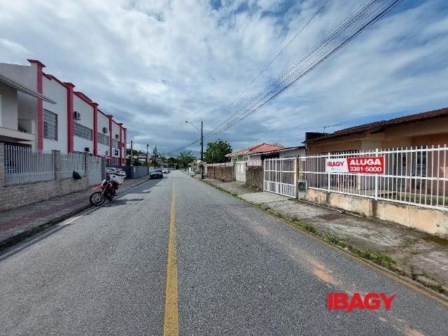 Casa 3 Quartos Areias 84m²
