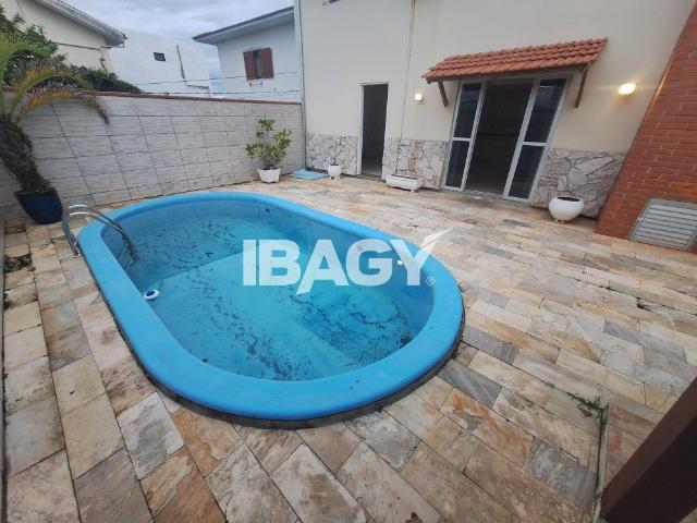 Casa 3 Quartos Barreiros 207m²