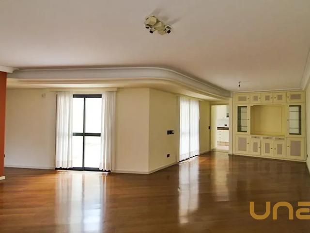 Casa 3 Quartos Batel 330m²