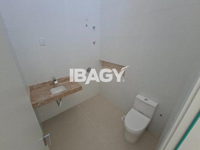 Casa 3 Quartos Beira Rio 188m²
