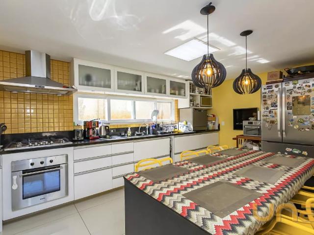 Casa 3 Quartos Campo Comprido 191m²