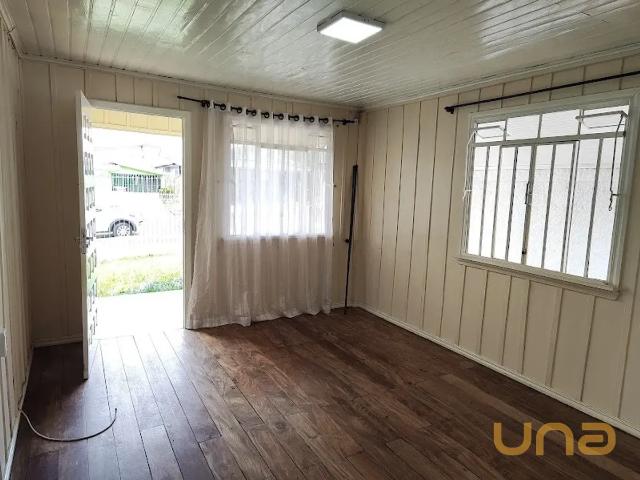 Casa 3 Quartos Capao Raso 122m²