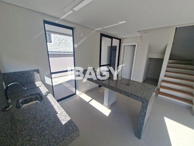 Casa 3 Quartos Carianos 143m²