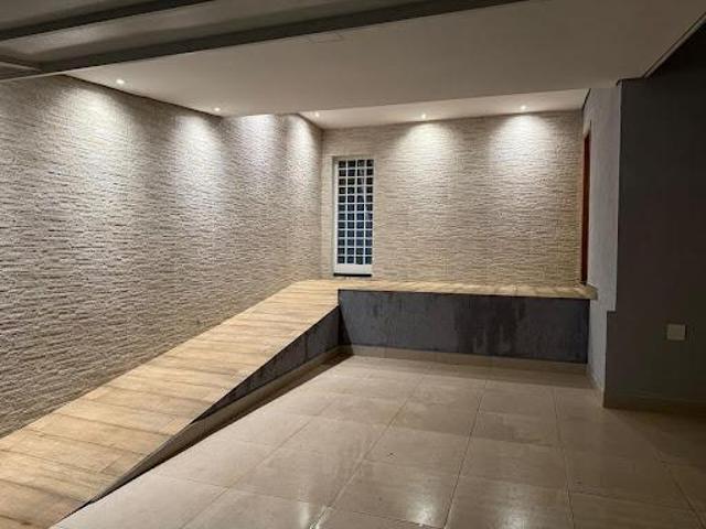 Casa 3 Quartos com 1 Suíte e 250m² Jardim Pérola