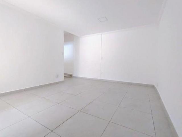 Casa 3 quartos Democrata