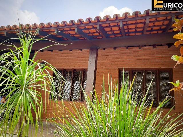 Casa 3 Quartos Jardim Itália 237m²