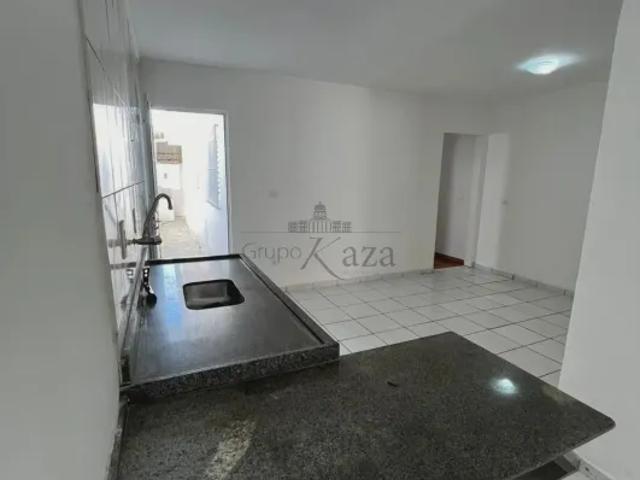 Casa 3 Quartos Jardim Satélite