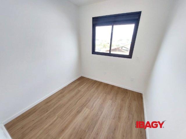 Casa 3 Quartos Pagani 91m²