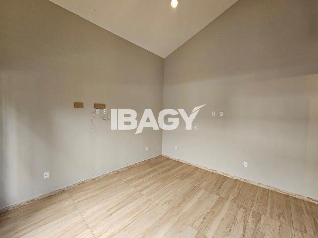 Casa 3 Quartos Palmas 156m²