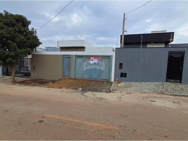 Casa 3 quartos para alugar no bairro San Felipe em Araçoiaba da Serra
