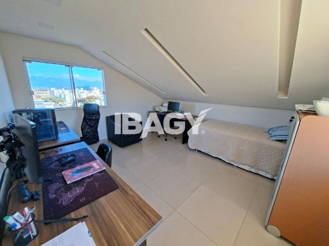 Casa 3 Quartos Pedra Branca 204m²