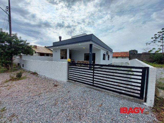Casa 3 Quartos Pinheira Ens Brito 110m²