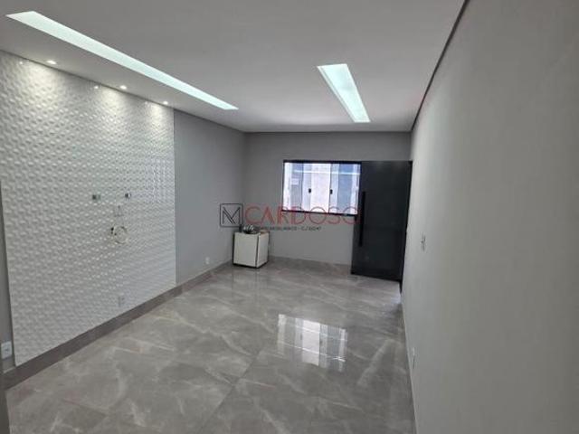 Casa 3 quartos, qr 407 samambaia norte, aceita financiamento