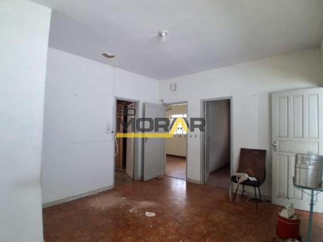 CASA 3 QUARTOS sem suite no bairro Nova Floresta, em Belo Horizonte / MG