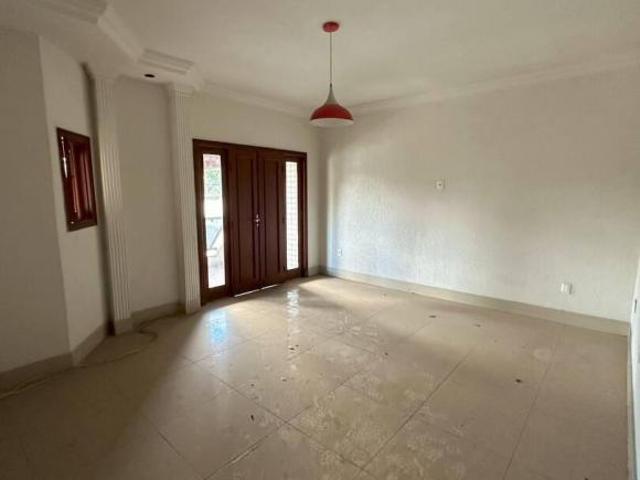 Casa 3 Quartos, sendo 1 suíte Giovanini COD 1104
