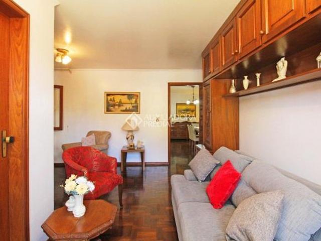 Casa 3 quartos, suíte, gabinete, churrasqueira, salão de festas, 4 vagas