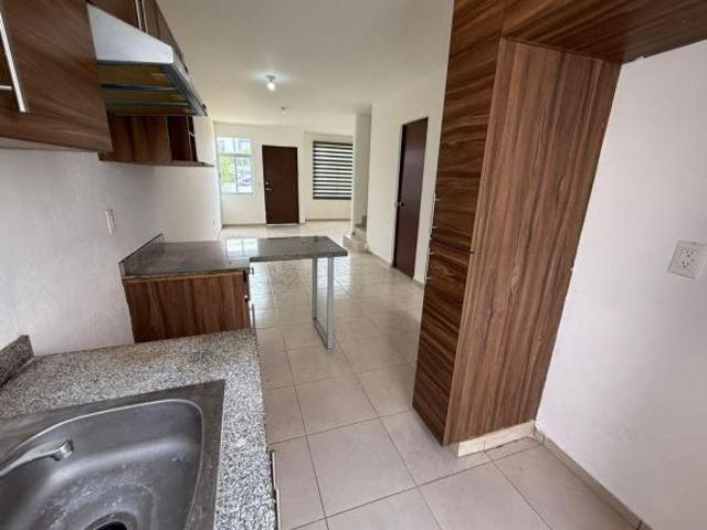 Casa 3 recámaras + 3 baños en Puerta del Llano | 2 autos