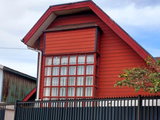 CASA 3D3B2E CON TALLER COMERCIAL, ARENALES, TALCAH