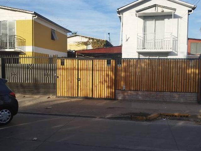 Casa 3D+1B+3ES Lampa