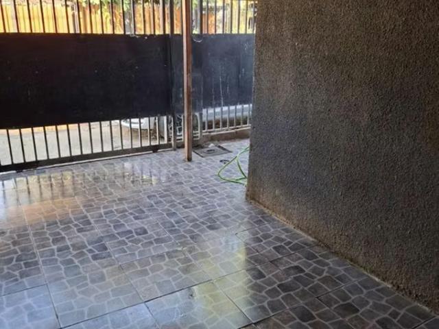 Casa 3d+1b+ logia, peñaflor | 3 dormitorios por 83000. 00 en Peñaflor