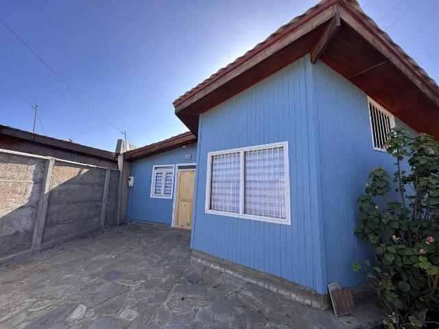Casa 3d/2b A 5 Min En Auto De La Playa Pichidangui