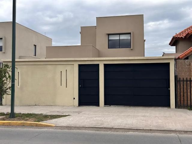 Casa 3d En Avenida Principal | Los Cipreses Valle Grande