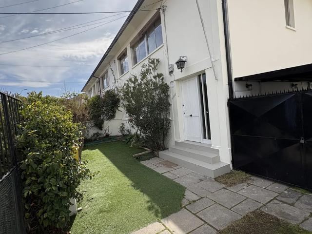Casa 3d 2b + servicio 2 estac. latadía, las condes imp