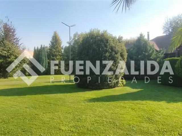Casa 3d 3b 220 m2 Camino Antuco Los Ángeles | 3 dormitorios por 15600.00 en Los Ángeles