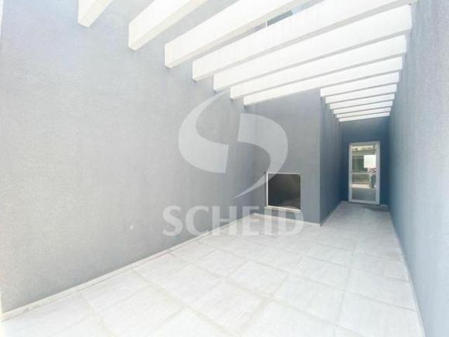 Casa 440m2 4 Suítes sendo 3 com varanda 2 Vagas no Subsolo 6 Banheiros