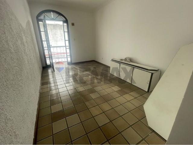 Casa 4/4, quiosque c/ piscina