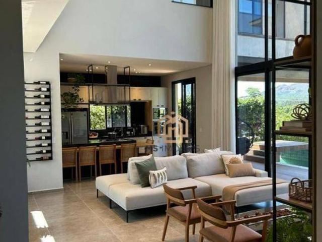 CASA 453,25m² 4 Quartos sendo 4 suítes á VENDA Guaxinduva Atibaia/SP